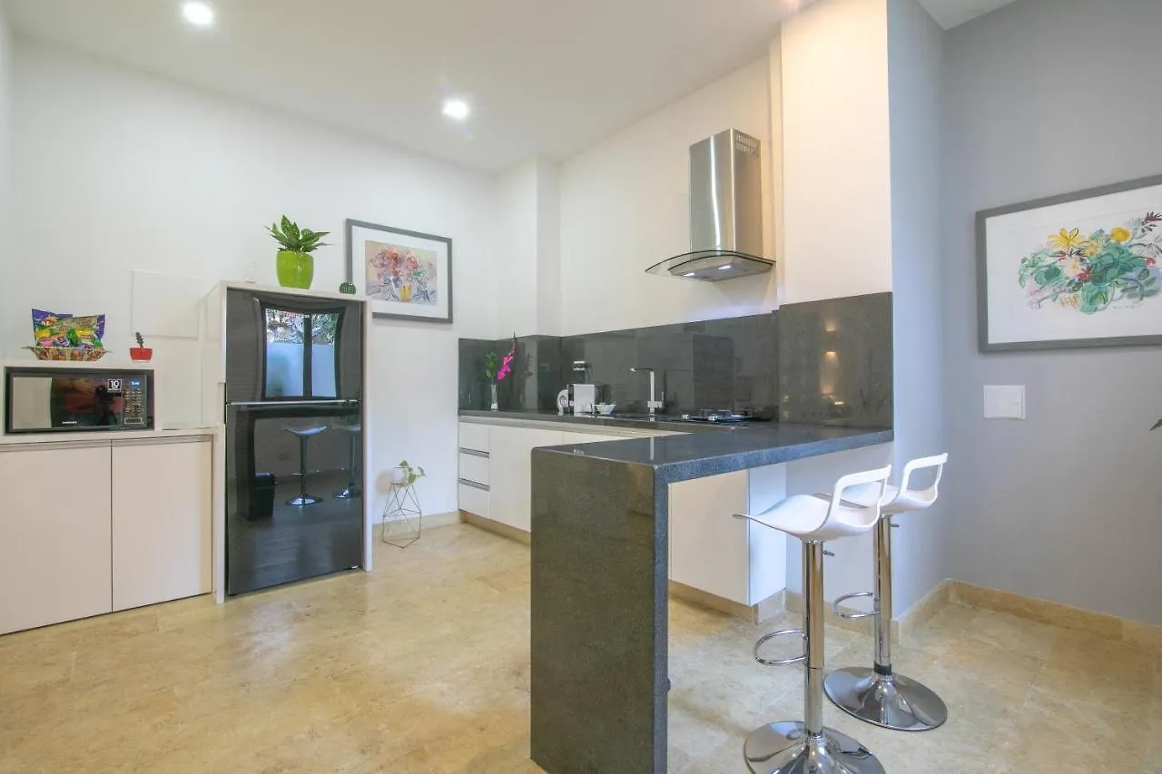 Hotel El Cactus Luxury Apartments In Historic Center Santa Marta