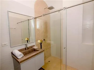 Hotel El Cactus Luxury Apartments In Historic Center Santa Marta